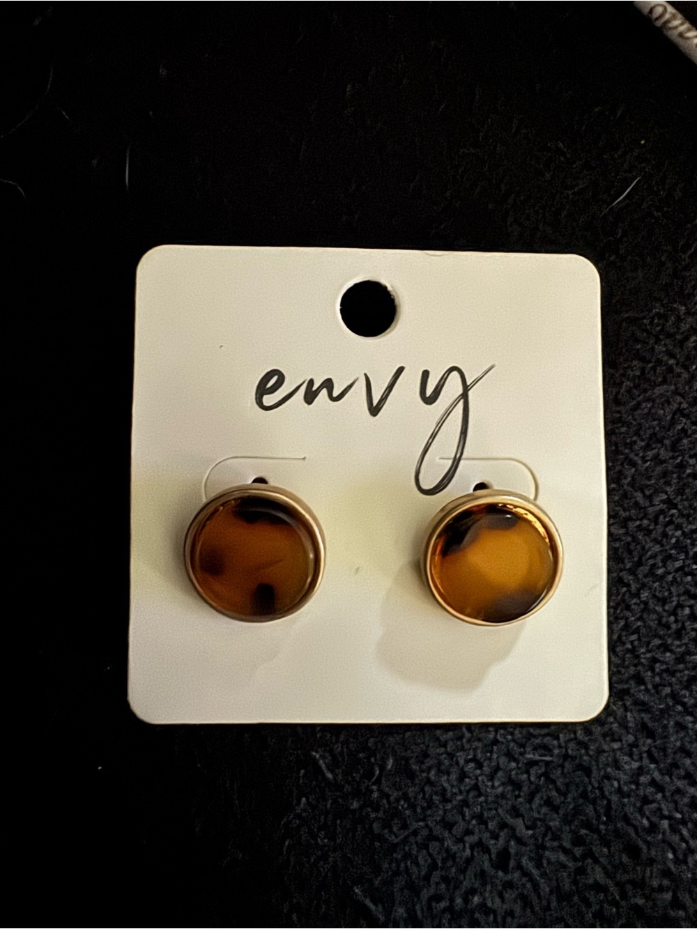 envy Round Tortoiseshell Stud Earrings - Brown & Black
